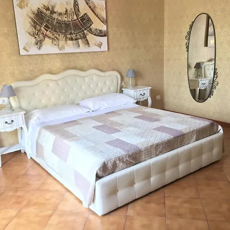 5 Terre Express Konukevi 3*